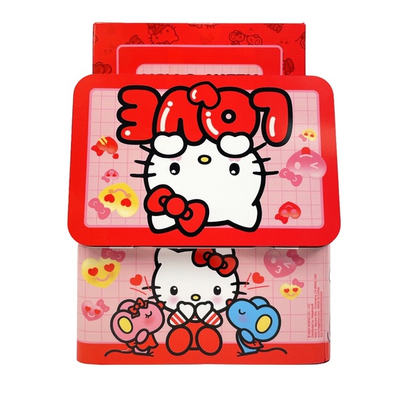 Hello Kitty Valentines Day Gift Set - Picture 5 of 5